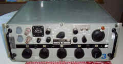 r1051g-61.jpg (45510 bytes)