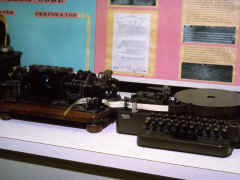 4945.jpg (3181243 bytes)