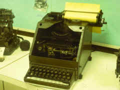 4973.jpg (2736044 bytes)