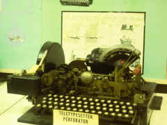 5011.jpg (3024531 bytes)